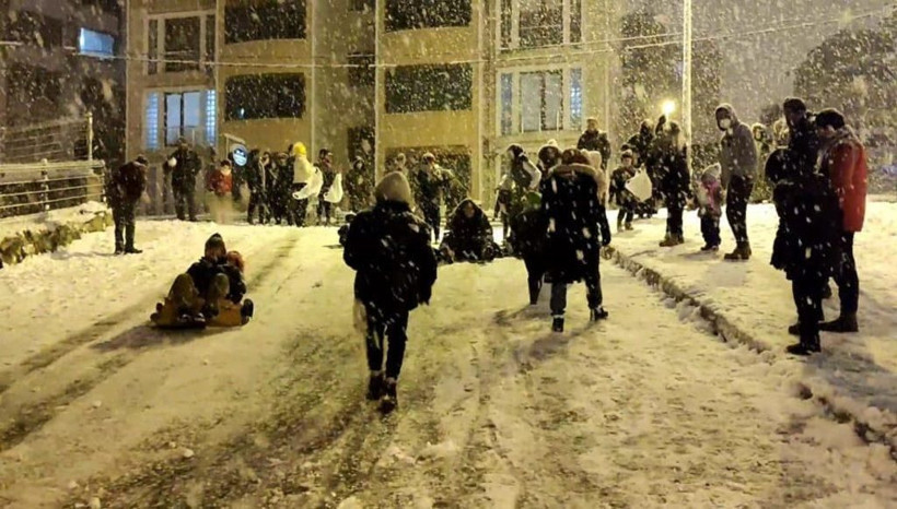 23 Aralık Perşembe hangi illerde okullar tatil edildi? - Resim: 1