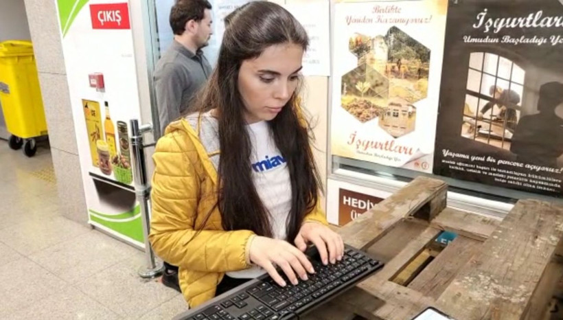 Adliyede ilginç anlar! Katip olabilmek için son ana kadar klavye çalıştılar - Resim: 2