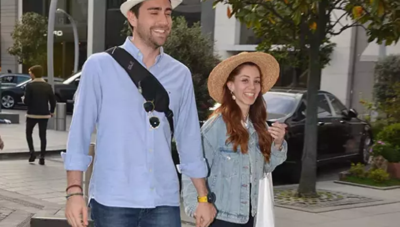 Oyuncu Çağlar Ertuğrul'u zorlayan soru! Sevgilisinin yanında ter döktü... - Resim: 1