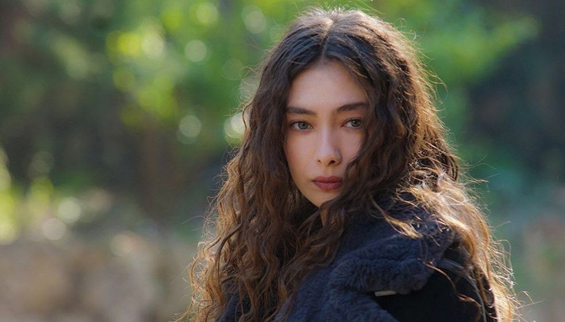 Tuba Büyüküstün Sefirin Kızı'nda Neslihan Atagül'ün yerini aldı - Resim: 2