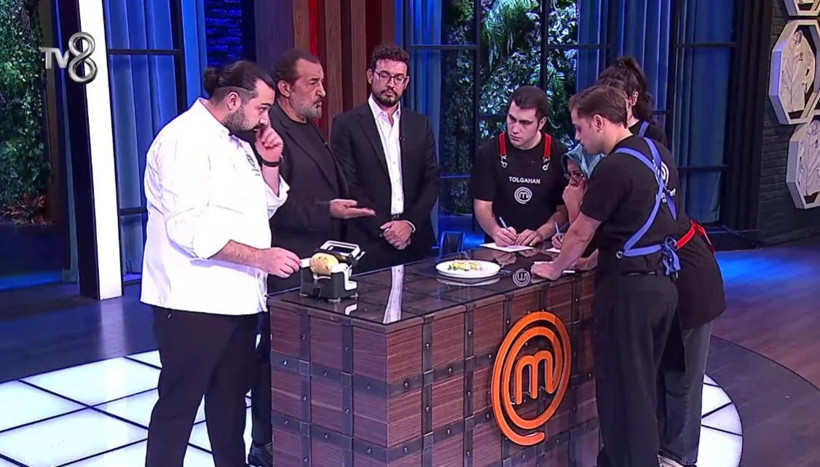 MasterChef'te dün kim elendi? En başarısız tabak yapan yarışmacı veda etti - Resim: 8