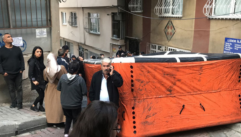 Deprem sonrası dairesi mühürlendi! Şişli'deki dairesine çıkıp eylem yaptı - Resim: 3