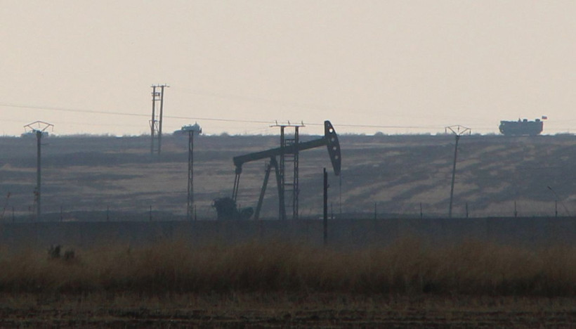 Rus askeri polisinden petrol kuyuları çevresinde devriye - Resim: 4