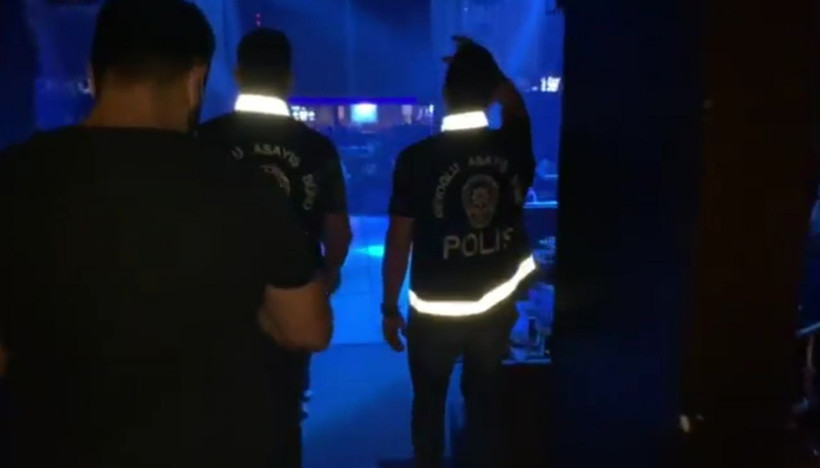 İstanbul Beyoğlu'nda eğlence mekanlarına koronavirüs denetimi - Resim: 3