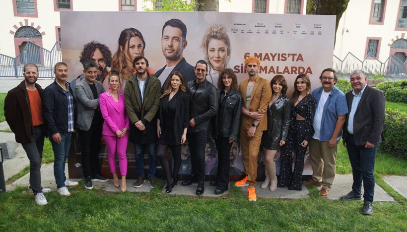 Öpüşme sahnesi itirafı geldi! 'İnanmıyorum' diyen Deniz Işın'dan özel hayat açıklaması - Resim: 1