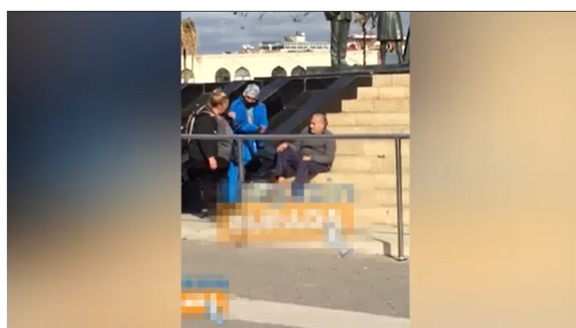 Mehmet Ali Erbil Kadıköy'de yalınayak halde görüntülendi sebebi pes dedirtti! - Resim: 3