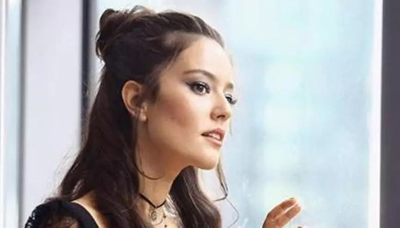 Pelin Akil'den güzel haber! Gönlünü bakın kime kaptırdı... - Resim: 2