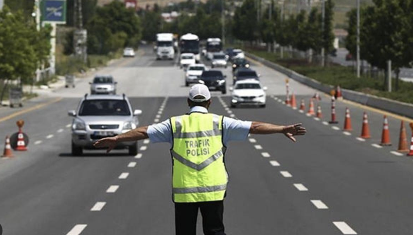 Trafikte yeni dönem başlıyor! Radarı görünce frene basmak artık yetmeyecek - Resim: 1
