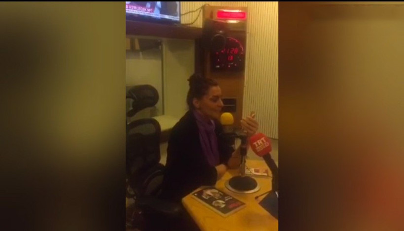 Hande Fırat'ı gözyaşlarına boğan telefon! - Resim: 2