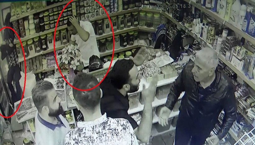 Bursa'da veresiye vermeyen marketçiyi sopalarla dövdüler - Resim: 4