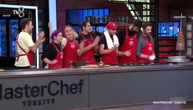 TV8 MasterChef'te bir ilk: Kırmızı takım Mavi takım'ı dönerde 5-0 yendi! - Resim: 3