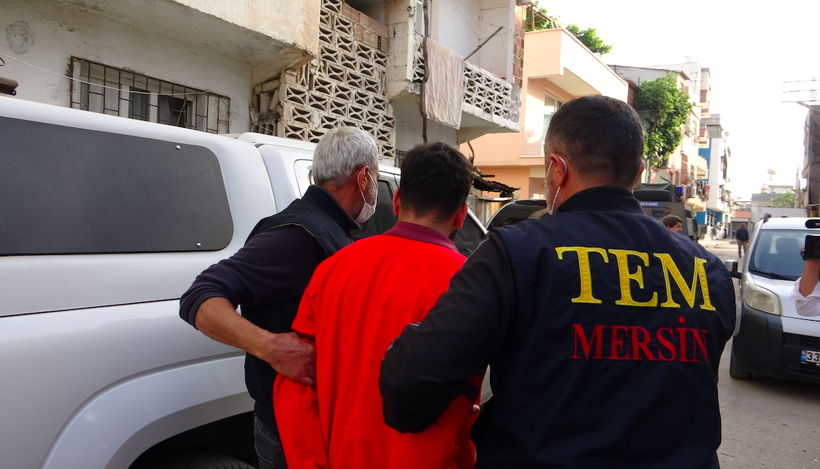 PKK 1 Mayıs'ı kana bulayacaktı! 12 adrese baskın yapıldı - Resim: 3