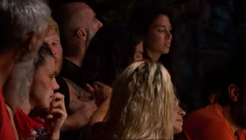 Survivor'da ortalık fena karıştı! Acun Ilıcalı resmen çıldırdı, sandalyeyi devirdi - Resim: 1
