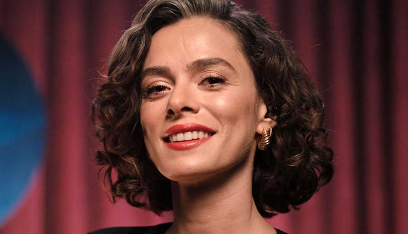 Kızının yüzünü ilk kez gösterdi! Özge Özpirinçci'nin bebeği bakın kime benziyor: Şaka yapıyorsunuz - Resim: 4