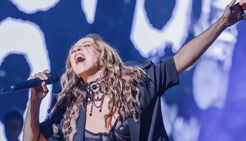 Sertab Erener'den konser şov! Kim der ki 61 yaşında... - Resim: 2