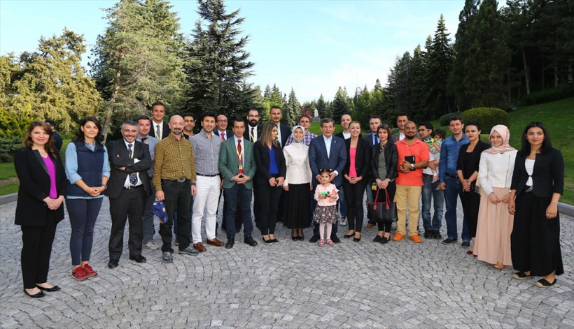  Davutoğlu gazetecilere takıldı! Nerede bende o cesaret - Resim: 3