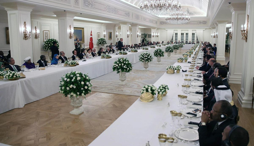 Köşk'te ilk akşam yemeği - Resim: 1