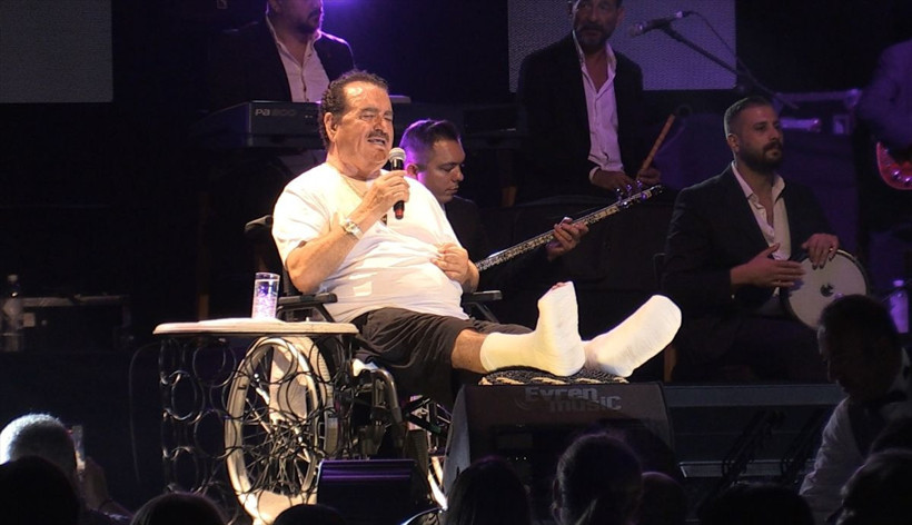 Ölümden döndü soluğu sahnede aldı! İbrahim Tatlıses kazayı anlattı: "Kül olup gideceğiz" - Resim: 3