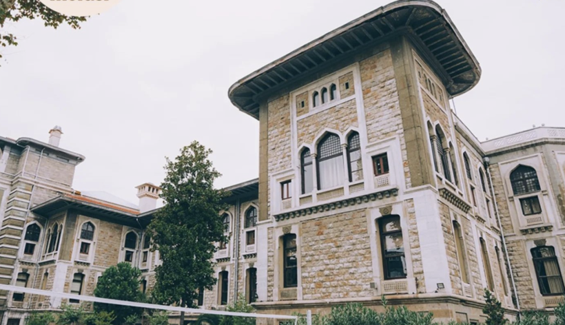 Türkiye'nin en iyi liseleri açıklandı! İlk 10'a giren liseler ezber bozdu... - Resim: 1