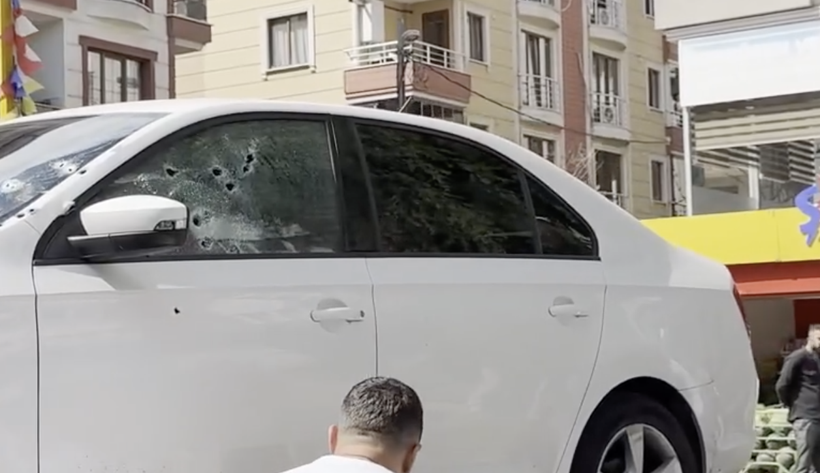 İstanbul'da seyir halindeki otomobile silahlı saldırı - Resim: 1