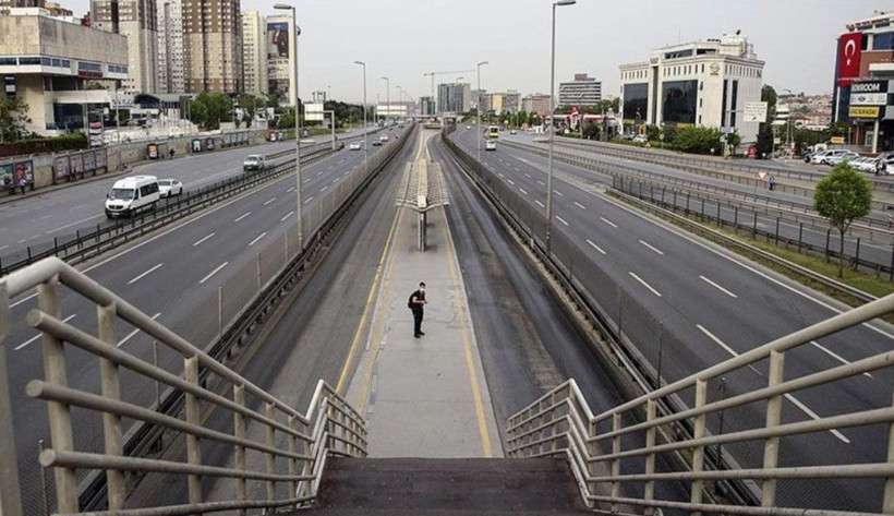 Bu akşam sokağa çıkma yasağı var mı? Hafta sonu sokağa çıkma yasağı ne zaman başlıyor - Resim: 1