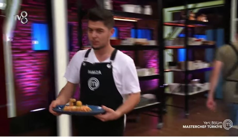Tv8 MasterChef son bölümde Hamza'nın yemeği Mehmet Şef'i kızdırdı: Saygısızlık! - Resim: 2