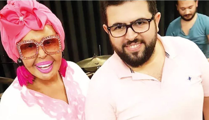 Bülent Ersoy'un Kıbrıs'ta hapse giren orkestra şefi Onur Özelçağlayan COVID-19 pozitif! - Resim: 2