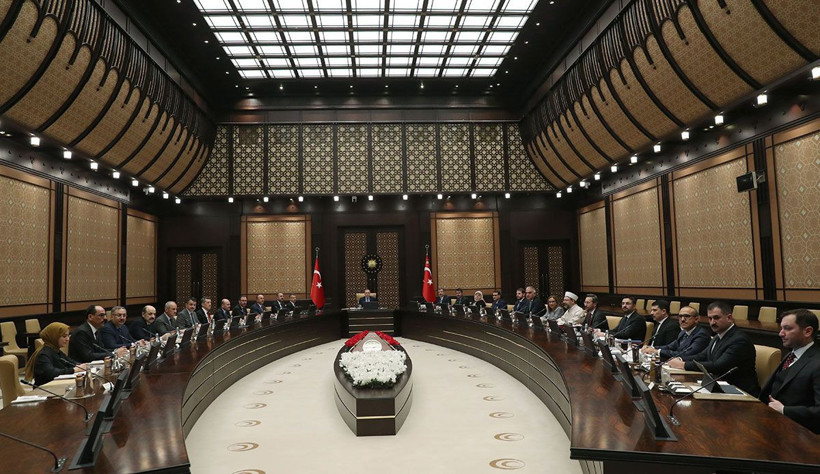 Koronavirüs zirvesi kararları! Türkiye'de okullar tatil mi Diyanet de katıldı - Resim: 1