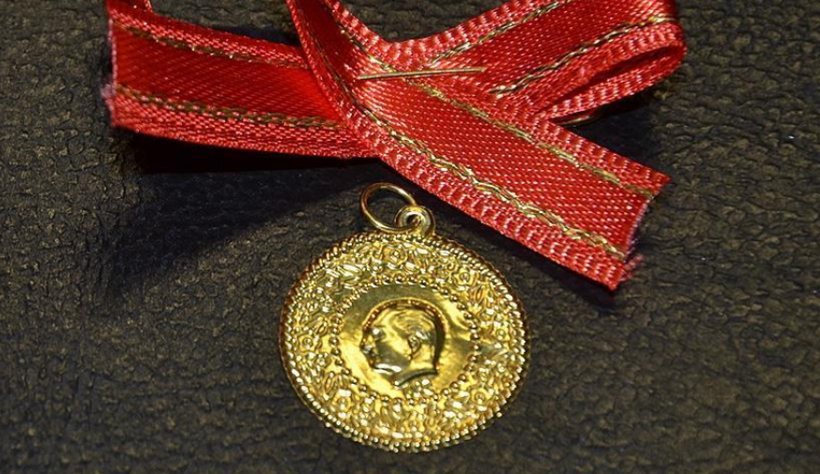 Yatırımcı şokta 1 gram altın için 4 farklı fiyat! Fransız bankadan bomba tahmin - Resim: 2