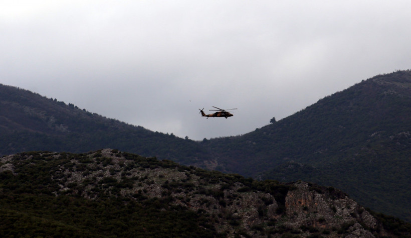 Afrin'de terör mevzileri bombalanıyor - Resim: 3