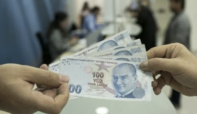 Emekli maaşlarında yeni düzenleme nasıl olacak? 65 üstüne seyyanen zam ve refah payı formülü - Resim: 1
