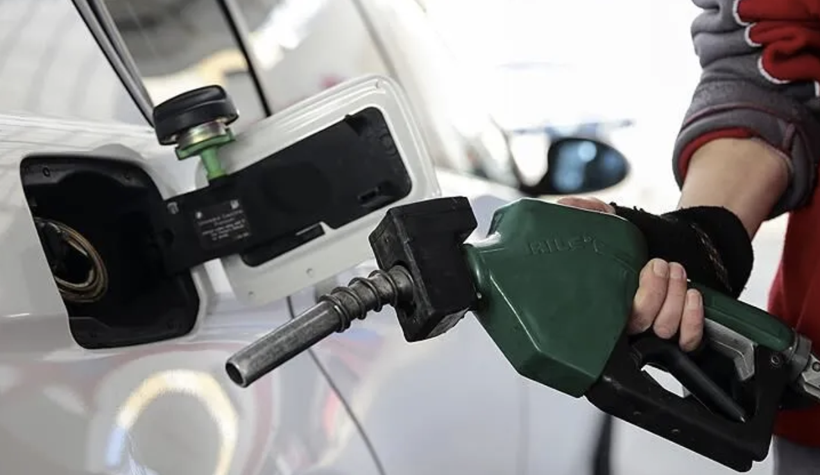 Motorinin litresi 78 lirayı geçmişti! Bu geceki indirim saat 16.00'daki habere bağlı - Resim: 1