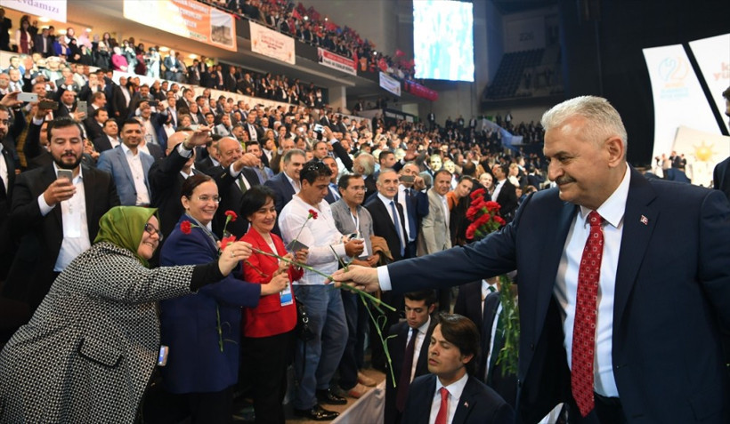 Binali Yıldırım'ın sesini düzelten iksirin içinde ne vardı? - Resim: 1