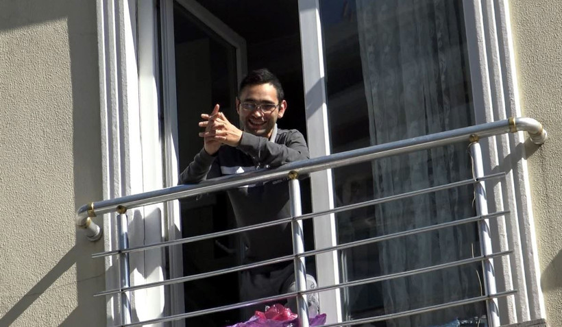 Avcılar'da koronavirüs testi pozitif çıkan kişinin yakınlarını sokakta görünce polisi aradılar - Resim: 4