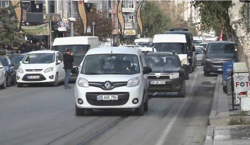 Merkez nüfusu 100 bini bulmuştu! Kars'ta araç sayısı ise 50 bini geçti - Resim: 3