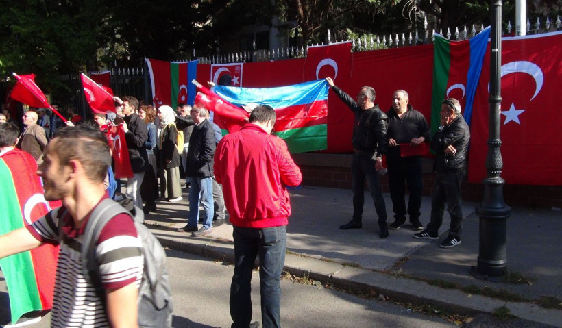 Macaristan’daki Türkler’den YPG/PKK yandaşlarına tepki - Resim: 4