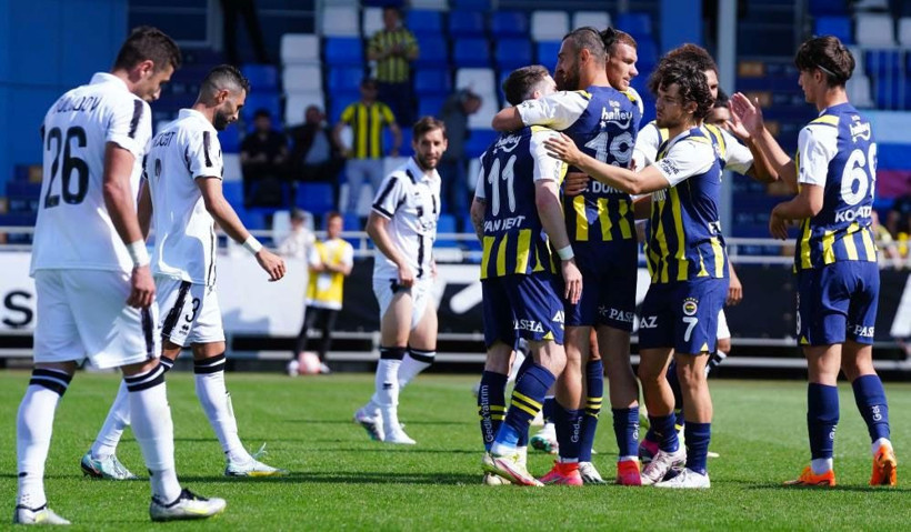 Fenerbahçe'de 2 yabancı futbolcu daha yolcu! Yıldız oyuncuya 11 milyon Euro'luk teklif - Resim: 3