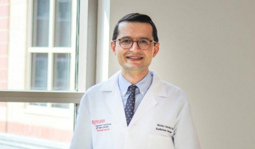 Iğdırlı doktor Mutlay Sayan'ın müthiş hikayesi! Tekstil atölyesinde çocuk işçiydi ABD'de "Harika Çocuk" oldu - Resim: 2