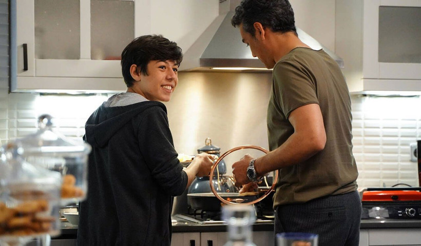 Sadakatsiz dizisi setinde koronavirüs şoku! Genç oyuncu Alp Akar'ın testi pozitif çıktı - Resim: 4