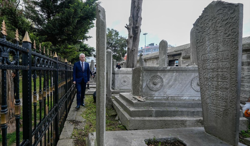 Vali Gül'den İmamoğlu protestolarında zarar gören Şehzadebaşı Camisi'ne inceleme - Resim: 4