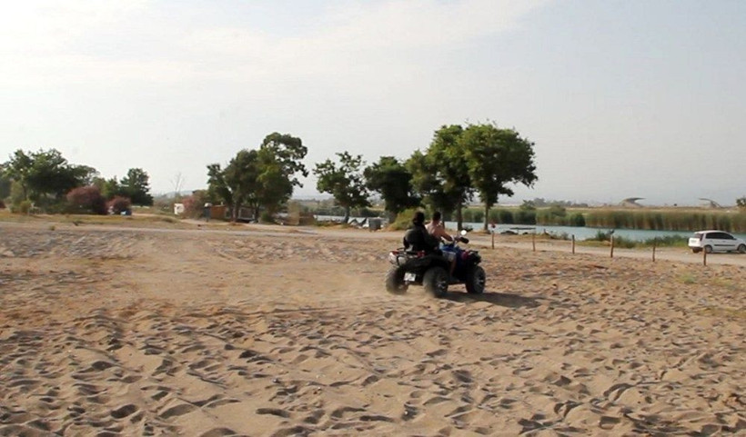 Antalya'da rezil görüntü! Caretta yuvalama alanına ATV ile daldılar - Resim: 3