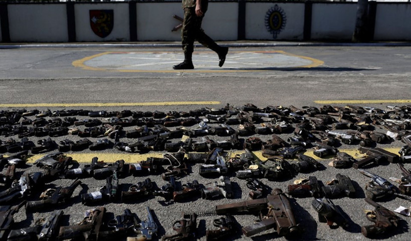 8 bin 500 silah böyle imha edildi - Resim: 2