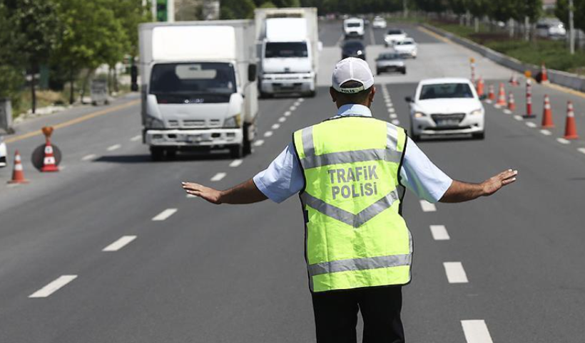 Sürücüler dikkat! Bunları bilmiyor olabilirsiniz, büyük cezası var - Resim: 4