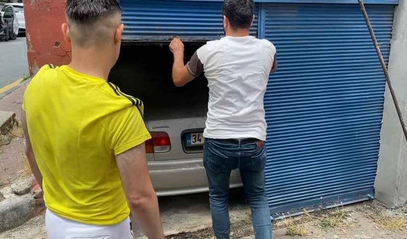 11 yıl garajda yattı 17.500 km'de 2000 model Honda Civic 1.4 iS tek marşta çalıştı - Resim: 2