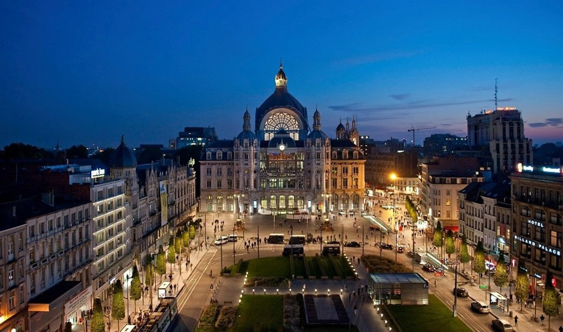 Ünlü futbolcuyu terörist sandılar - Resim: 1