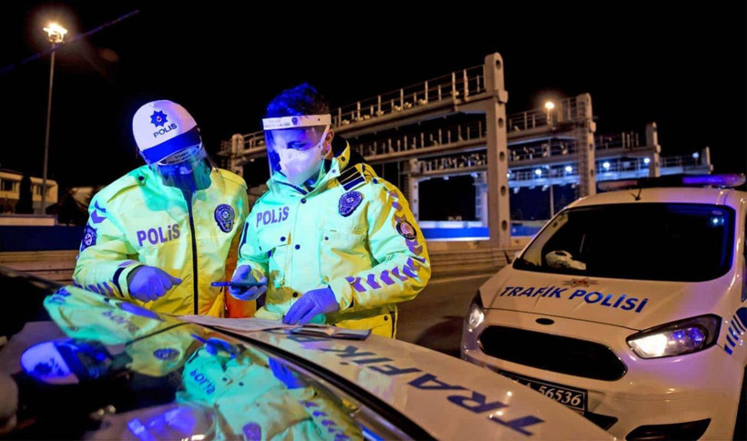 80 saatlik yılbaşı sokağa çıkma yasağı başladı! İşte yasakla ilgili tüm soruların cevapları - Resim: 1