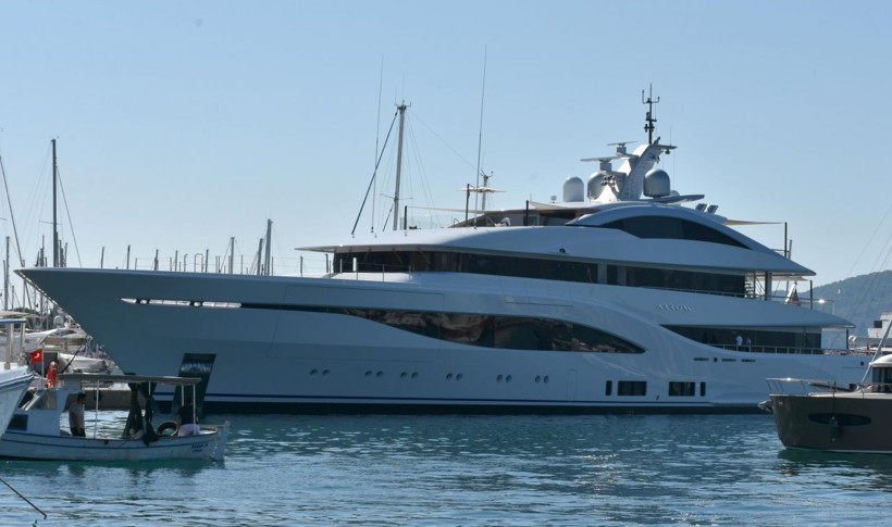 Muğla'da demirledi! Ultra lüks yatın kirası dudak uçuklattı - Resim: 2