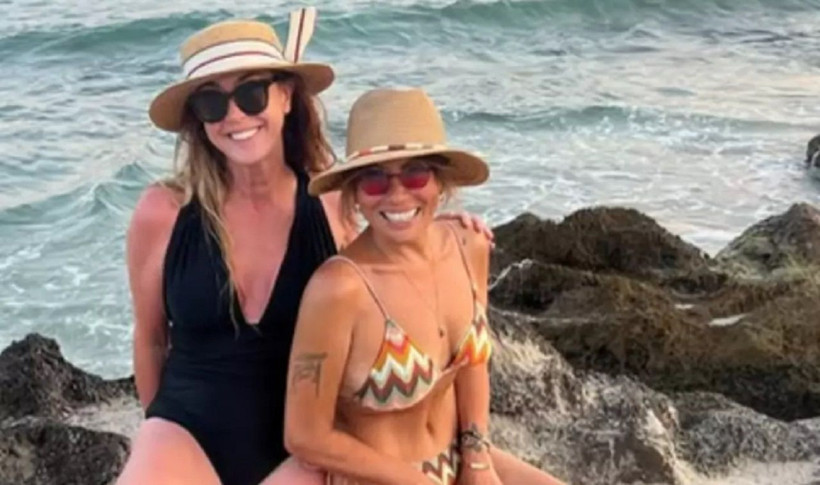 Paylaşmaya doymuyor! Işın Karaca'dan peş peşe tatil kareleri... - Resim: 4