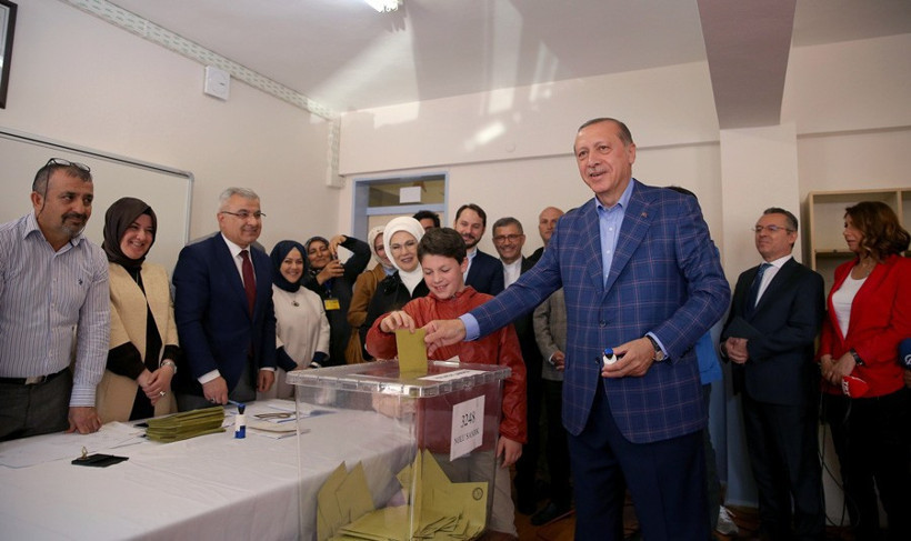 Recep Tayyip Erdoğan oyunu kullandı! İzdihamdan... - Resim: 1