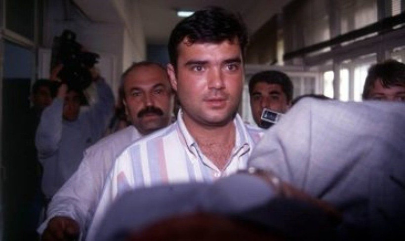 Sezer İnanoğlu kızına yapılan tacizi anlattı! Aynı yatakta sevgilisiyle... - Resim: 1